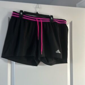 📌3 for $20📌Adidas shorts size L